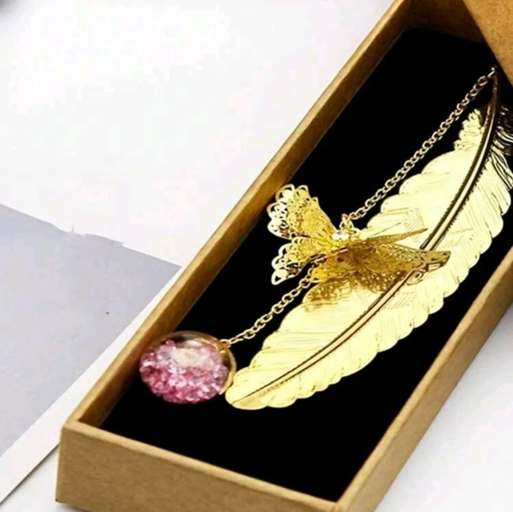 ✨️▪️1pc Metal Feather & Butterfly Shaped Bookmark Gift For  Readers, Teachers,